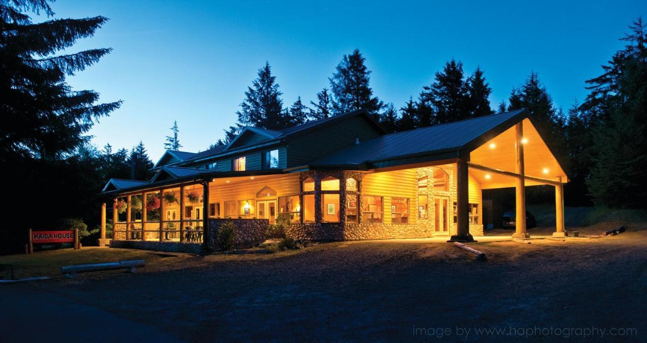 Haida House At Tllaal Tlell Exterior photo